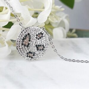 Park Lane NECKLACE from LEO
SPARKLE BOX March 2026 Animal Print
Leopard Cheetah